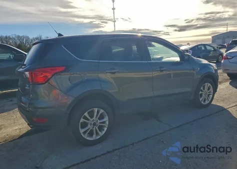 2019 Ford Escape Se from USA, damaged, VIN 1FMCU9GD4KUC53473